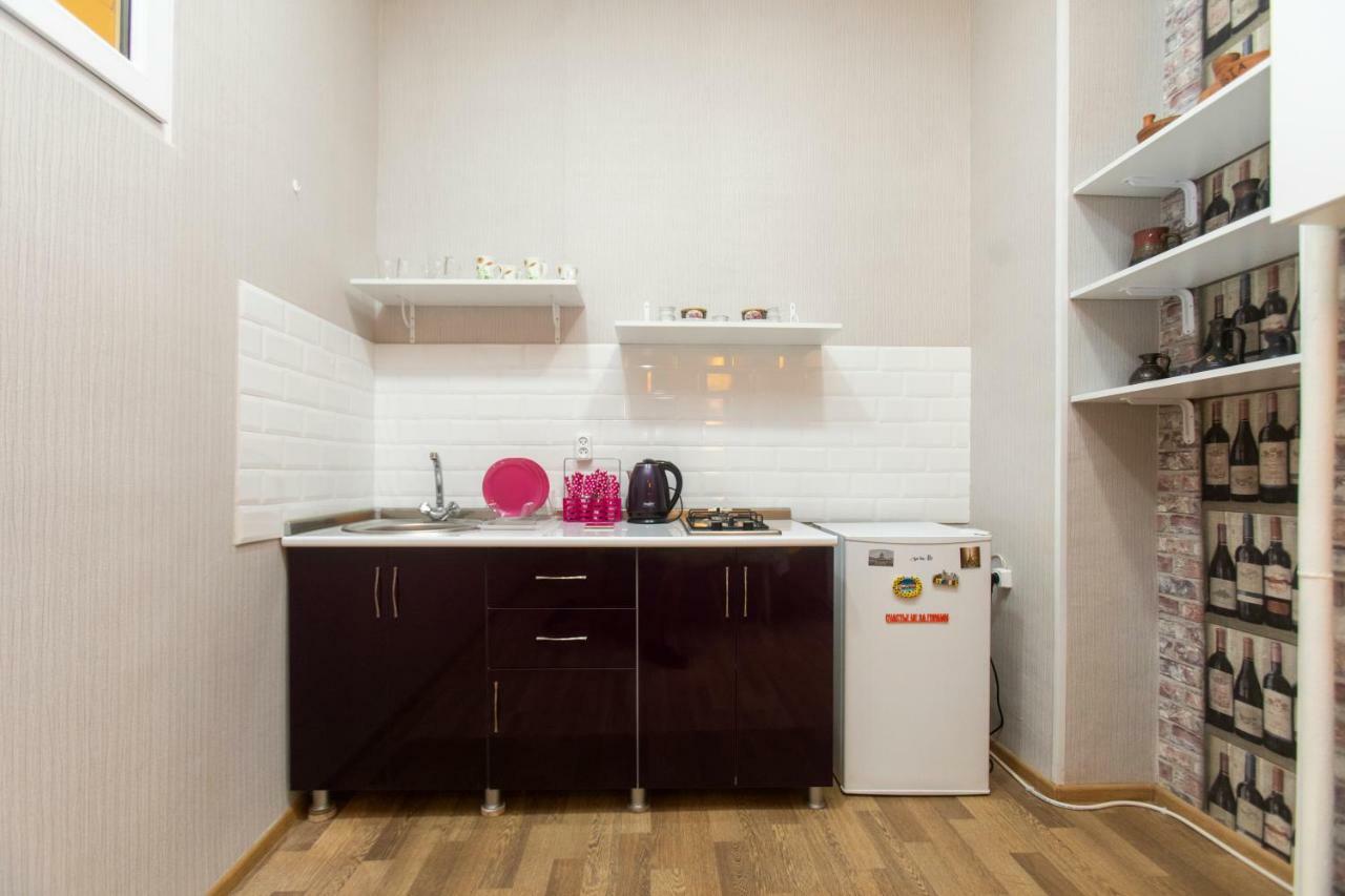 Minimalist Studio Walking Distance To City Centre Apartment Tbilisi Luaran gambar